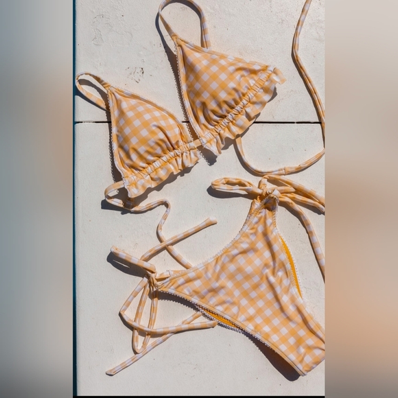 Kitty & Vibe x Zoe Colletti Ruffle String Bikini in Honey Bea - Picture 2 of 3